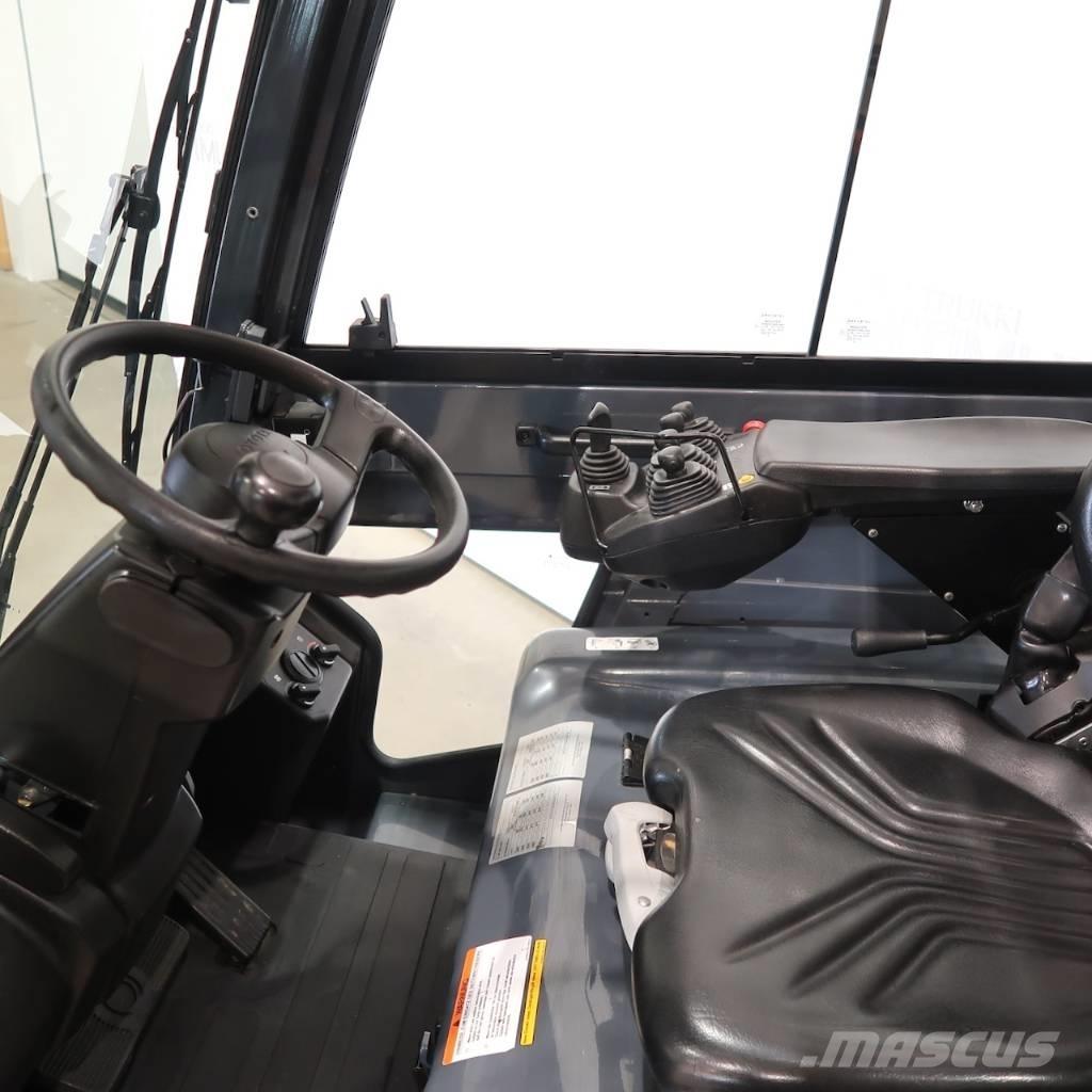 Toyota 8FBMT25 Elektromos targoncák