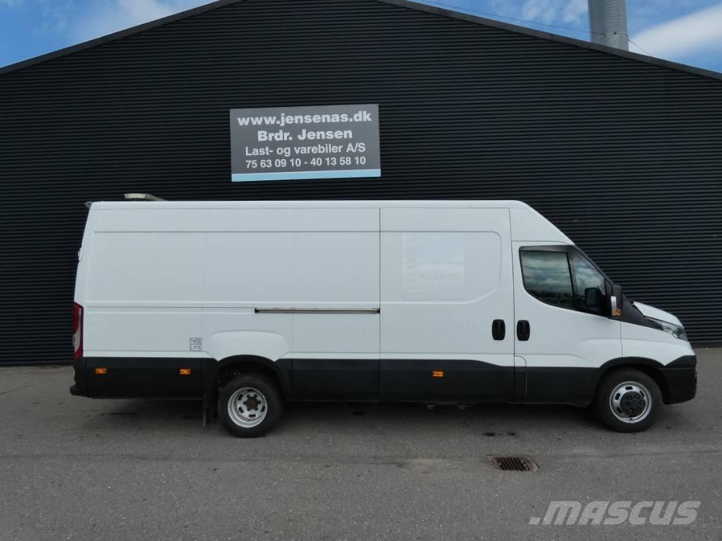 Iveco 35C21 Dobozos teherautók
