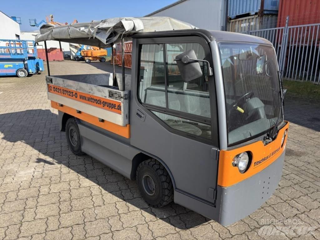 Still R 0820 Platós / Ponyvás teherautók