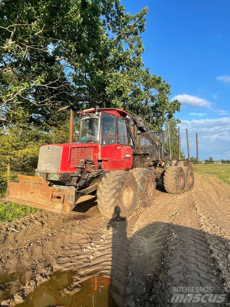 Valmet 890,2 Kihordók