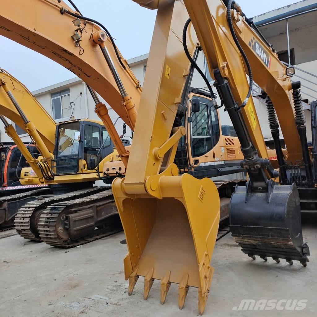 CAT 320 D2L Lánctalpas kotrók