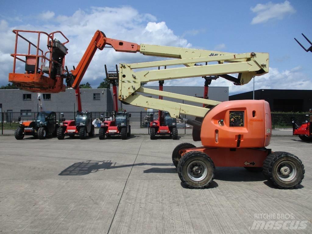 JLG 450 AJ (193) Kompakt önjáró emelők