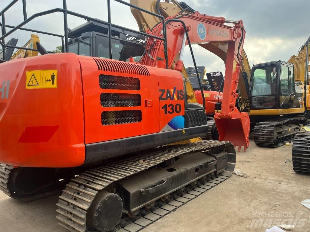 Hitachi ZX 130 Lánctalpas kotrók