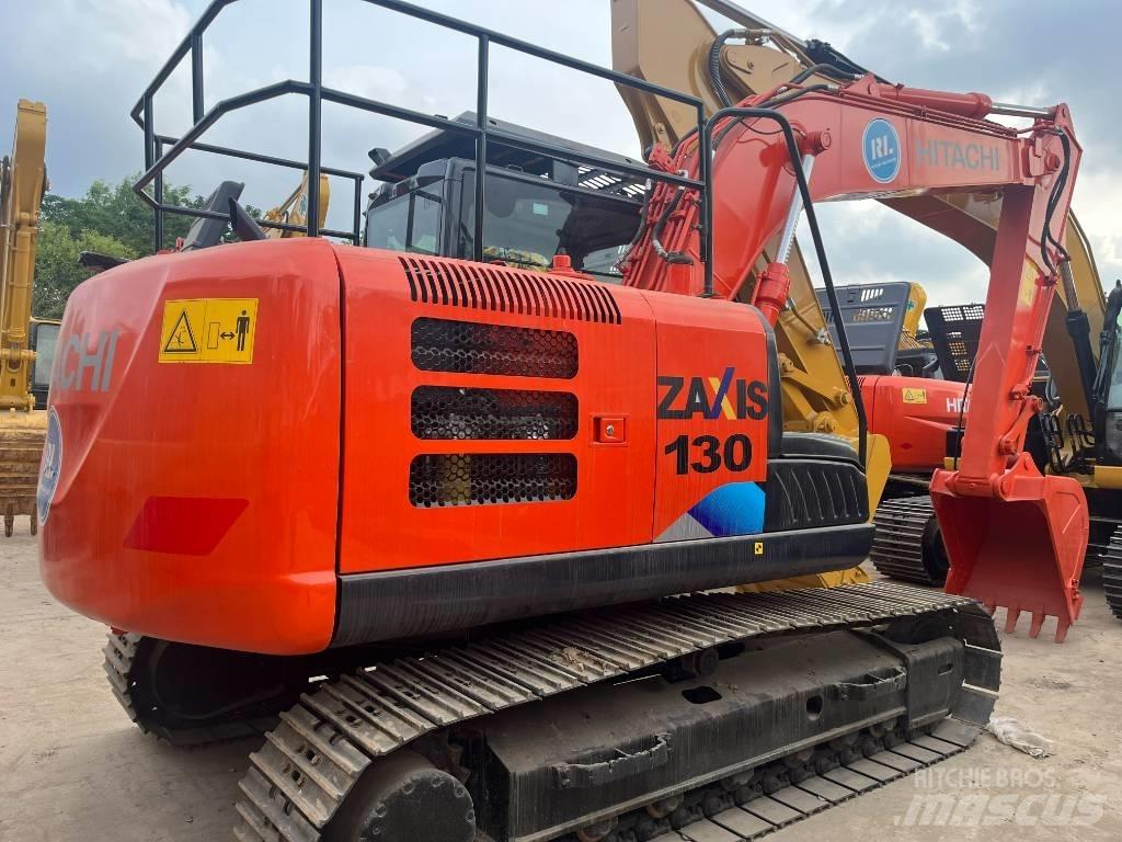 Hitachi ZX 130 Lánctalpas kotrók