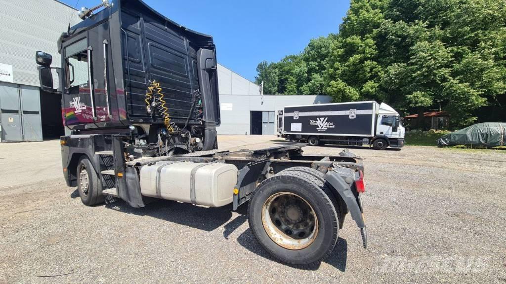 Renault Magnum 500 Nyergesvontatók