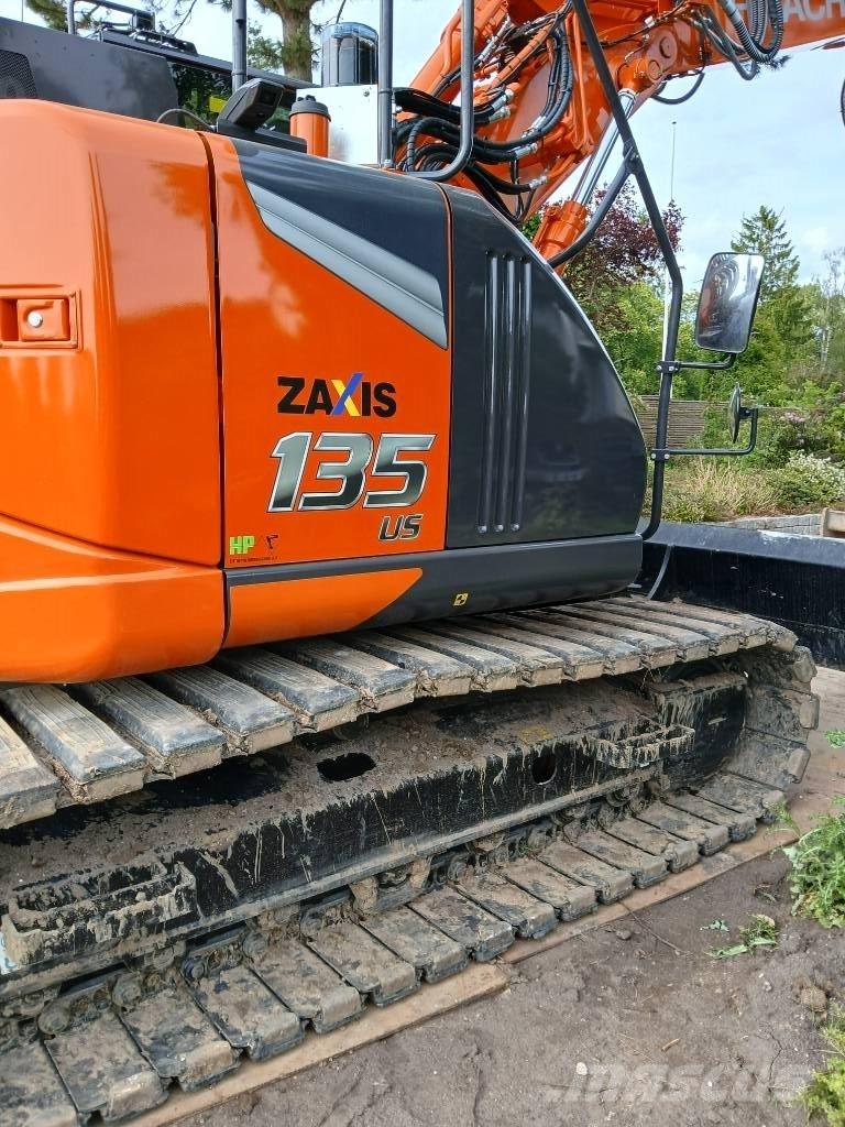 Hitachi ZX 135 US-7 Lánctalpas kotrók