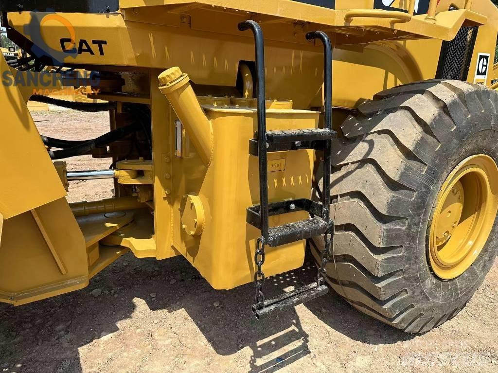 CAT 950 G Gumikerekes homlokrakodók