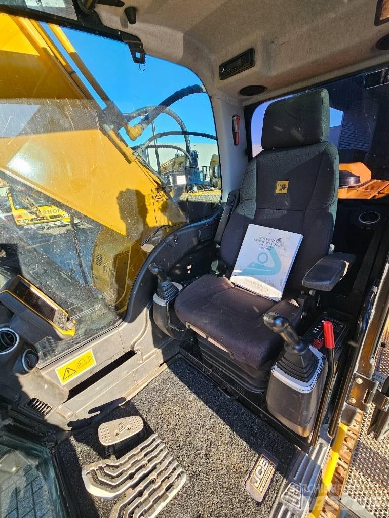 JCB JS 220 LC Lánctalpas kotrók