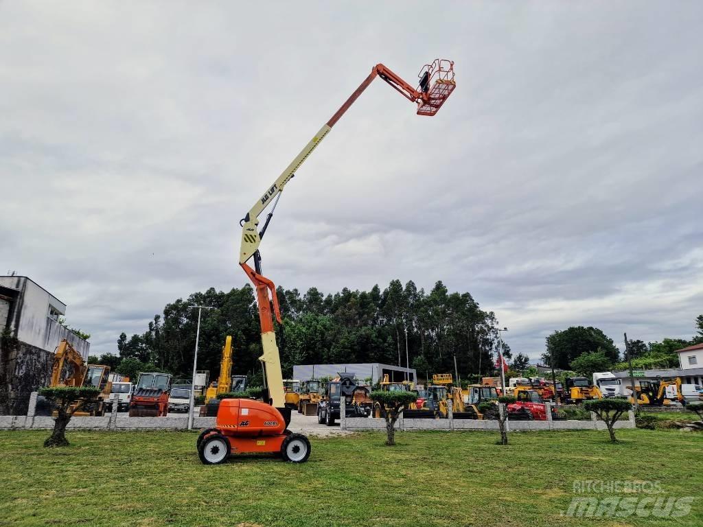 JLG 600 AJ Karos emelők
