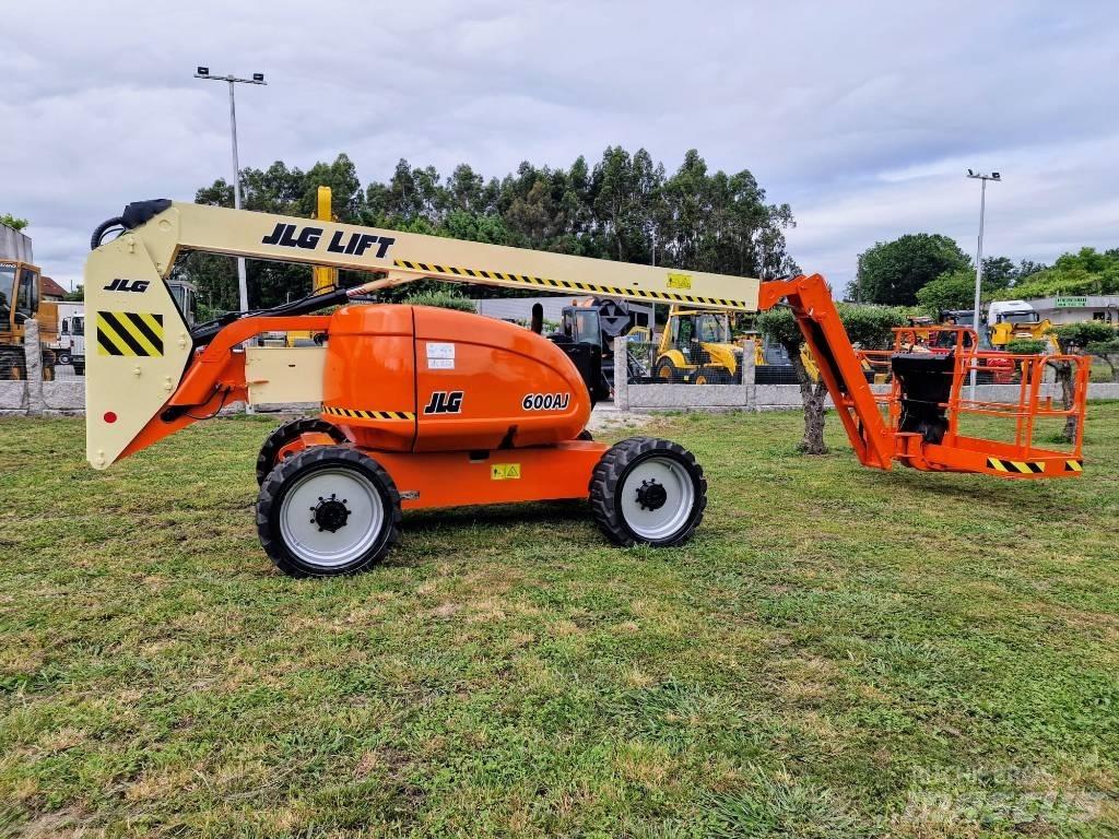 JLG 600 AJ Karos emelők