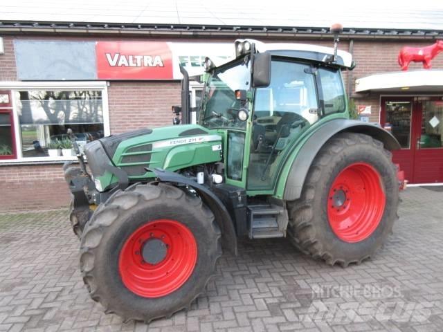 Fendt 211 Vario Traktorok