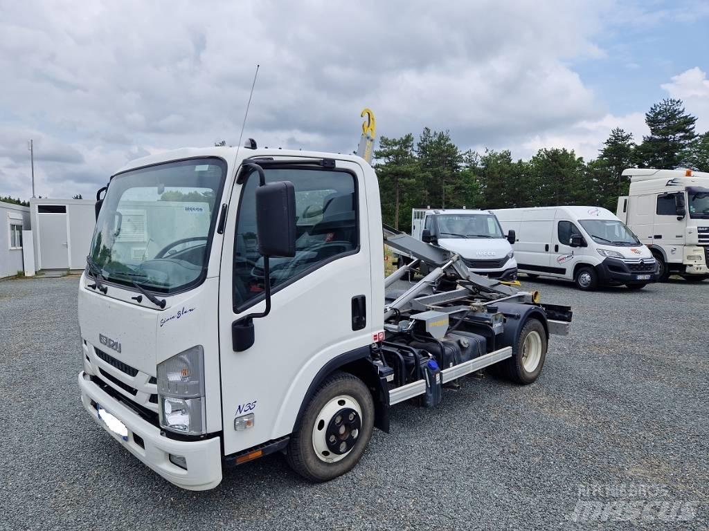 Isuzu N-Series Transporterek