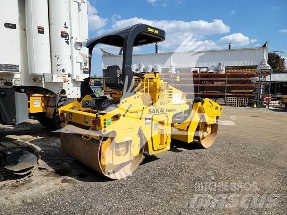 Sakai SW654 Egydobos hengerek