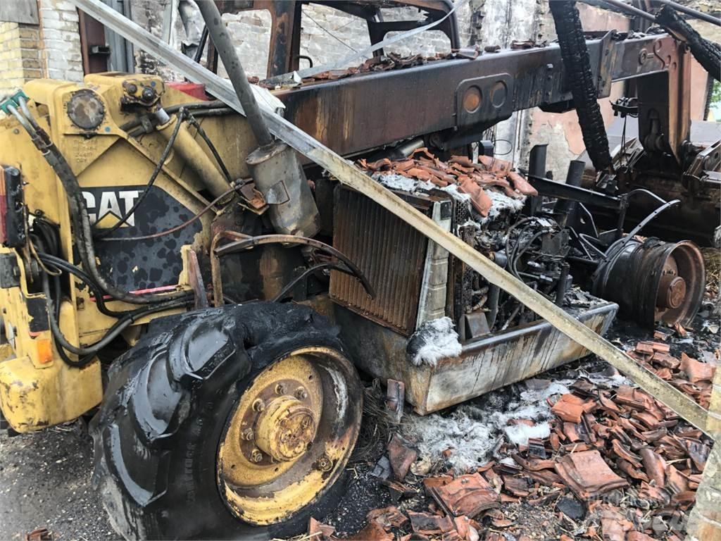CAT TH62 Traktorok