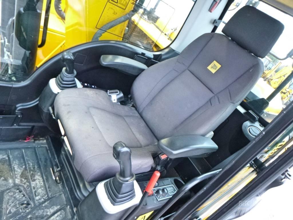 JCB JS 145 LC Lánctalpas kotrók