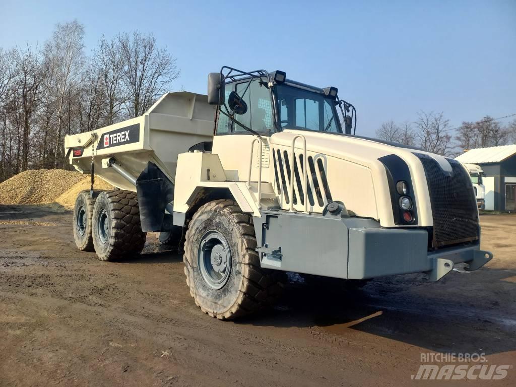 Terex TA 300 Csuklósdömperek