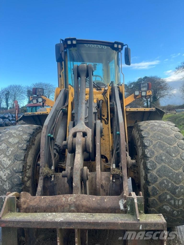 Volvo L 110 E Gumikerekes homlokrakodók