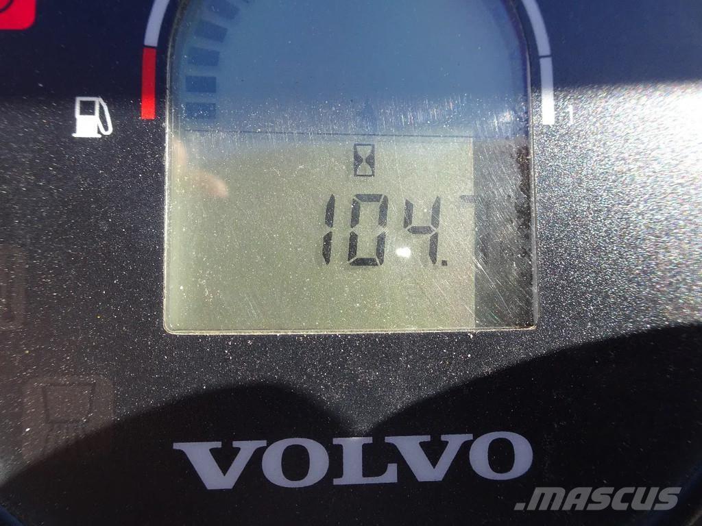 Volvo DD25P Ikerdobos hengerek