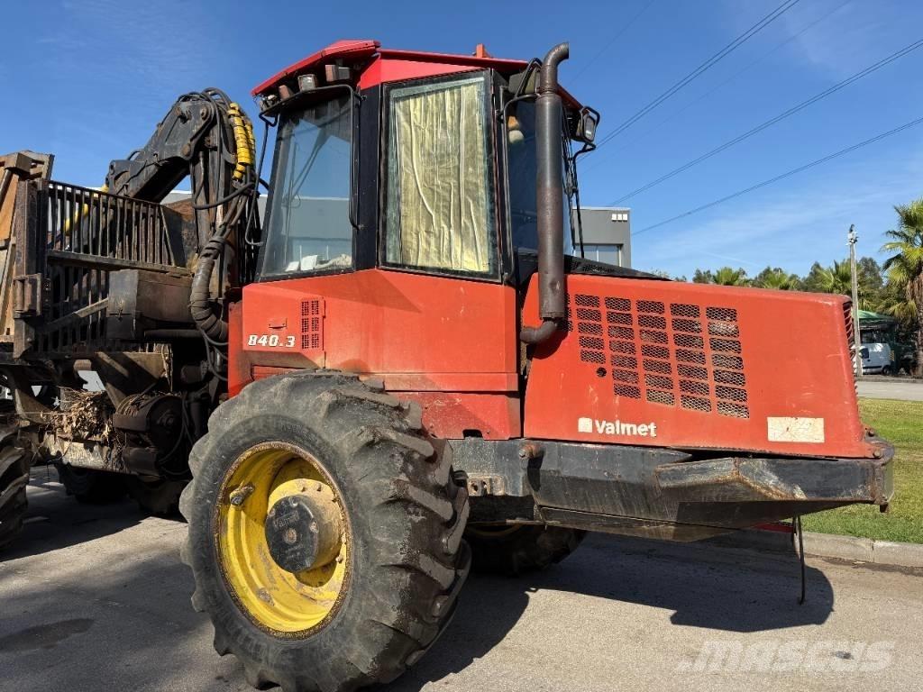 Komatsu 840.3 Kihordók