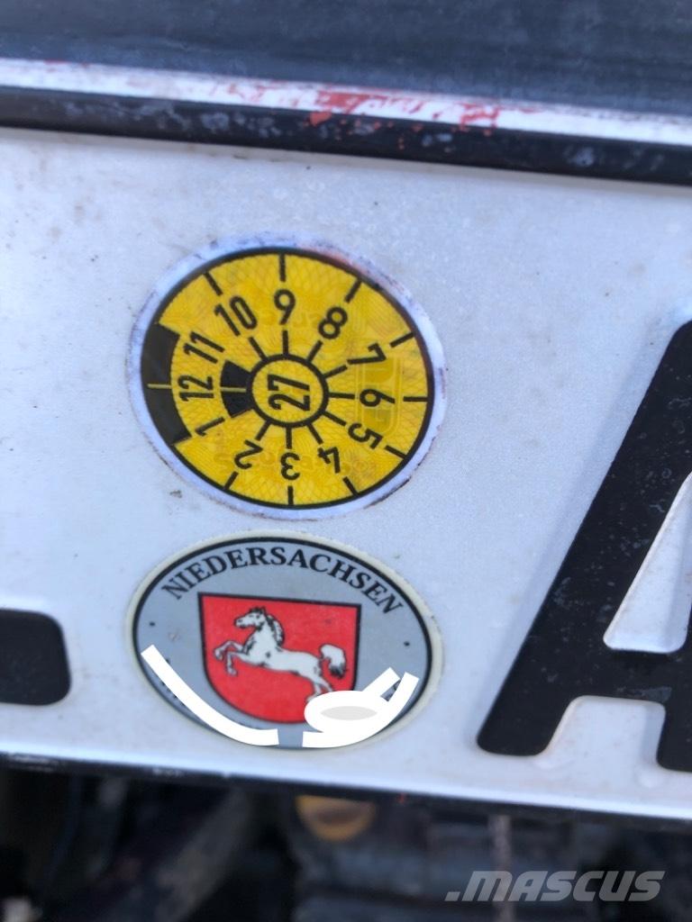 Shibaura ST 330 HST Kompakt traktorok