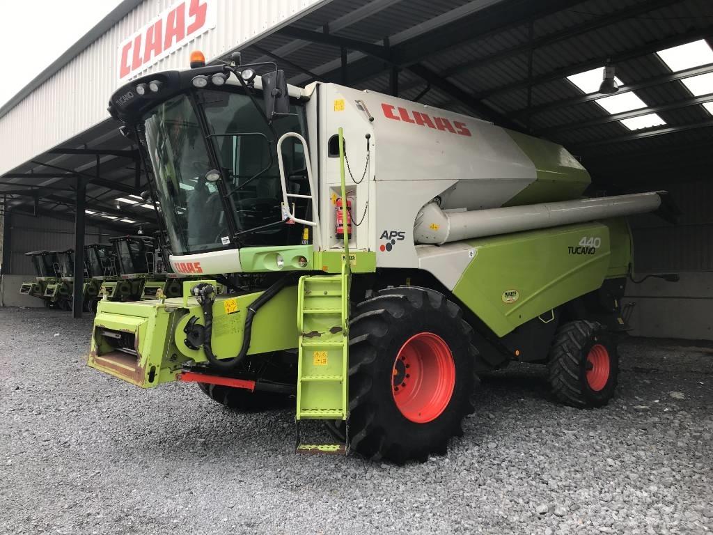 CLAAS Tucano 440 Kombájnok