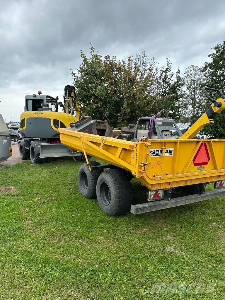 Wacker Neuson EW100 Gumikerekes kotrók