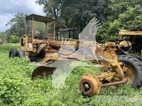 CAT 12D Gréderek