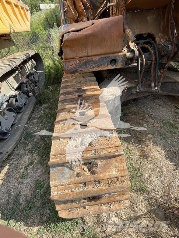 CAT 320 Lánctalpas kotrók