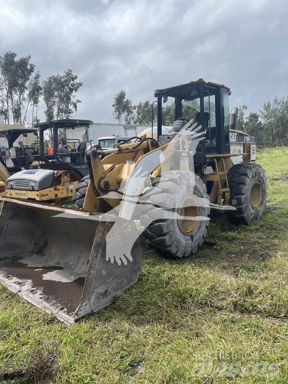 CAT 928G Gumikerekes homlokrakodók