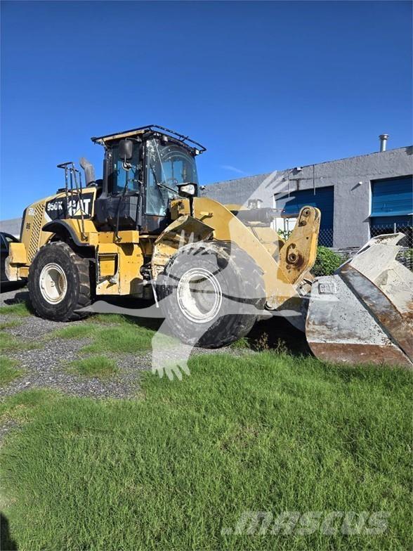 CAT 950K Gumikerekes homlokrakodók