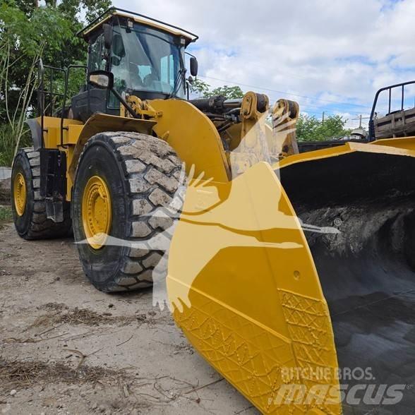 CAT 980K Gumikerekes homlokrakodók