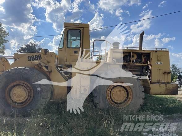 CAT 988B Gumikerekes homlokrakodók