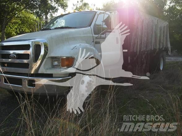 Ford F650 SD Platós / Ponyvás teherautók