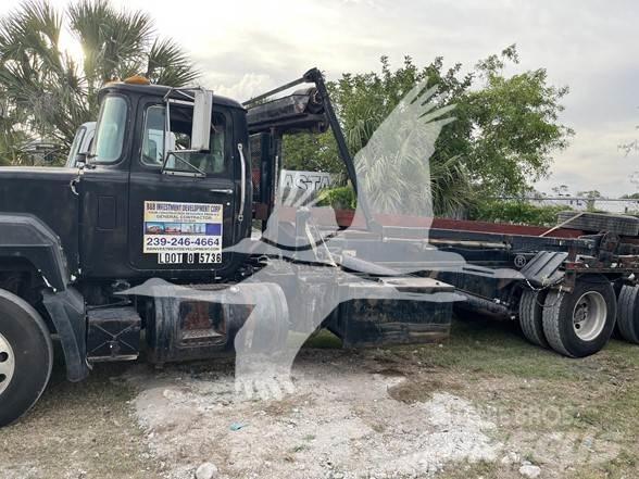 Mack RD688S Hulladék szállítók