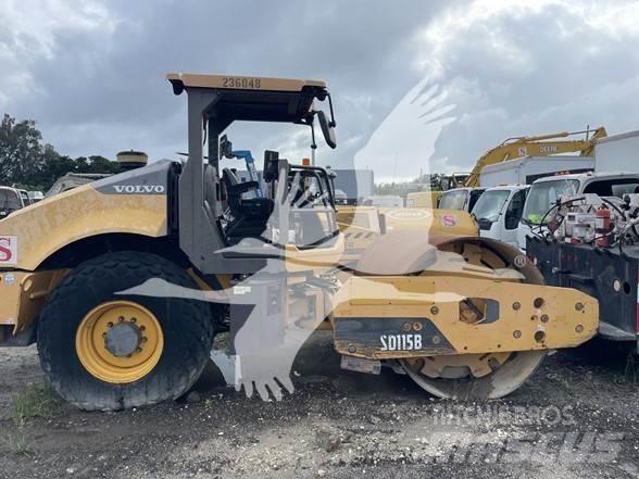 Volvo SD115B Egydobos hengerek