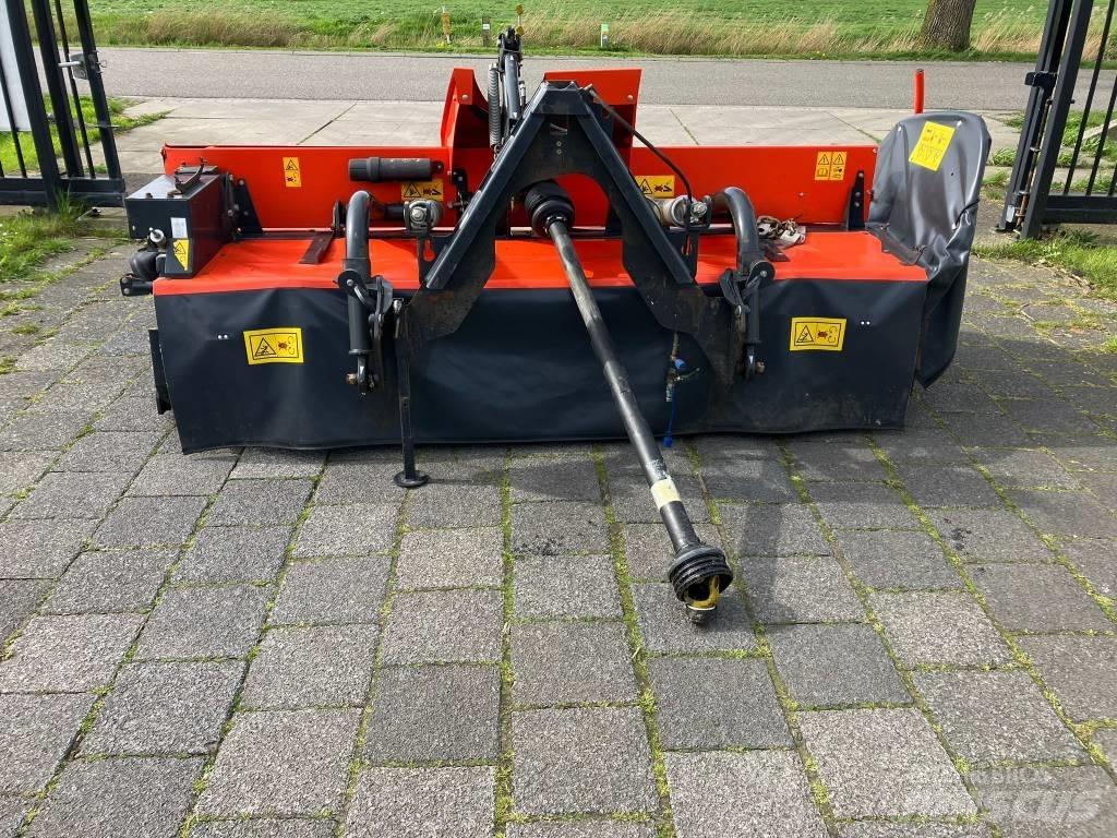Kubota DM 4032 Kaszák