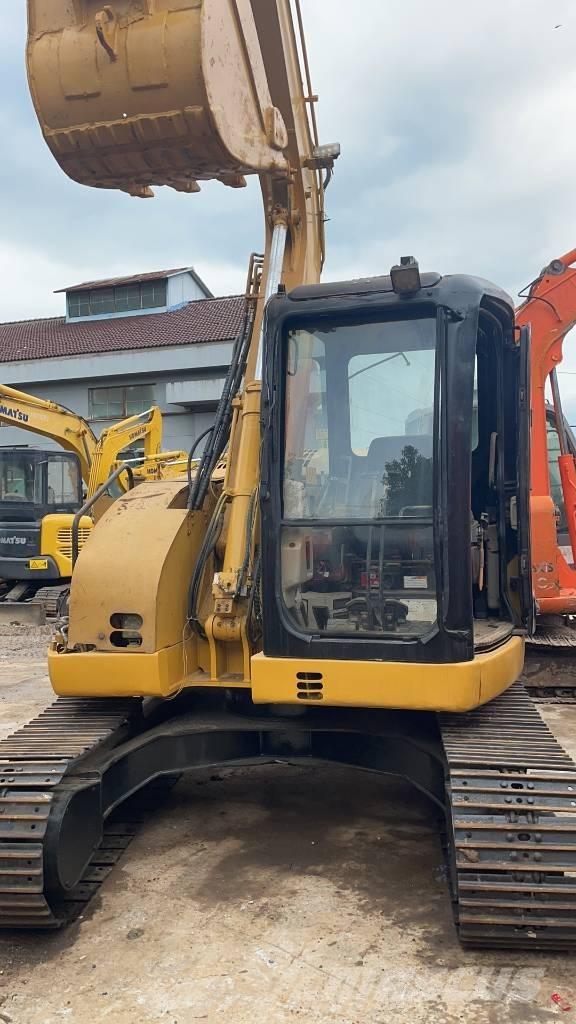 CAT 308C Közepes (midi) kotrók 7 t - 12 t