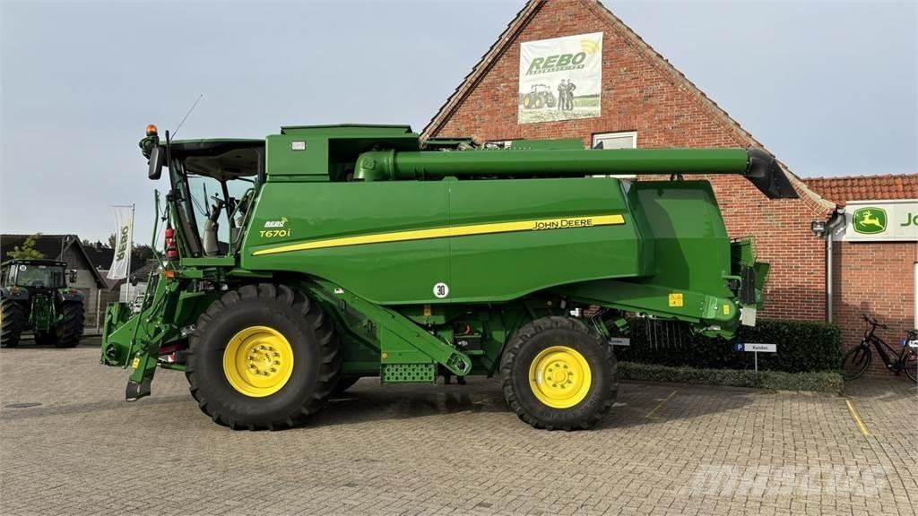 John Deere T660 Kombájnok