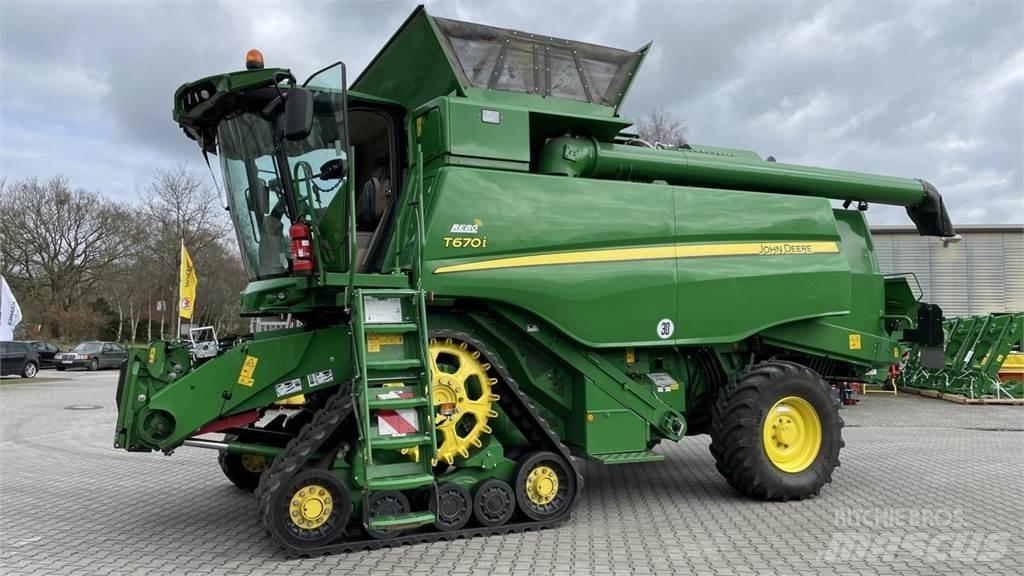 John Deere T660 Kombájnok