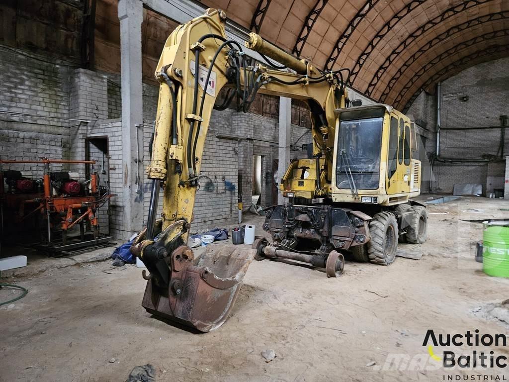 Atlas 1604 Gumikerekes kotrók