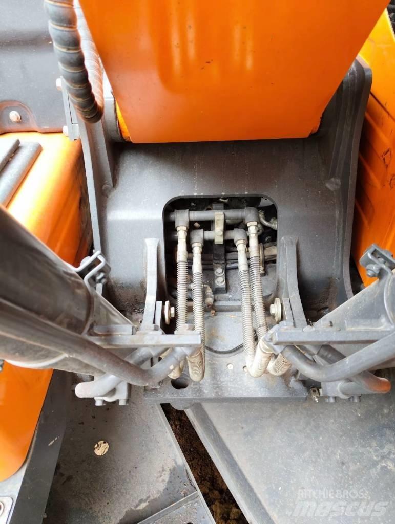 Doosan DX 150W-9C Gumikerekes kotrók