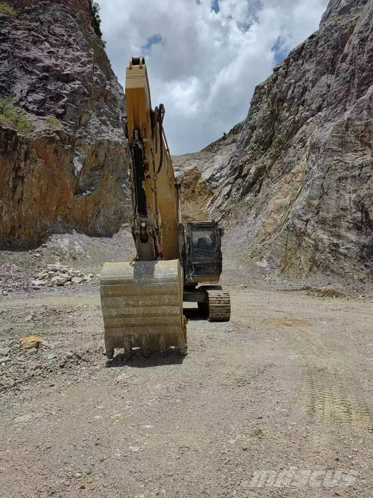 CAT 330GC Lánctalpas kotrók