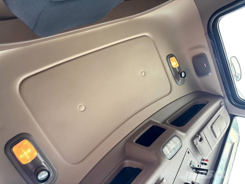 Peterbilt 389 Műszaki mentők