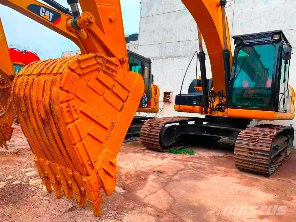 Carter 323 D2L Lánctalpas kotrók