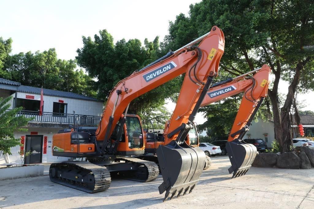 Develon DX 205 Közepes (midi) kotrók 7 t - 12 t