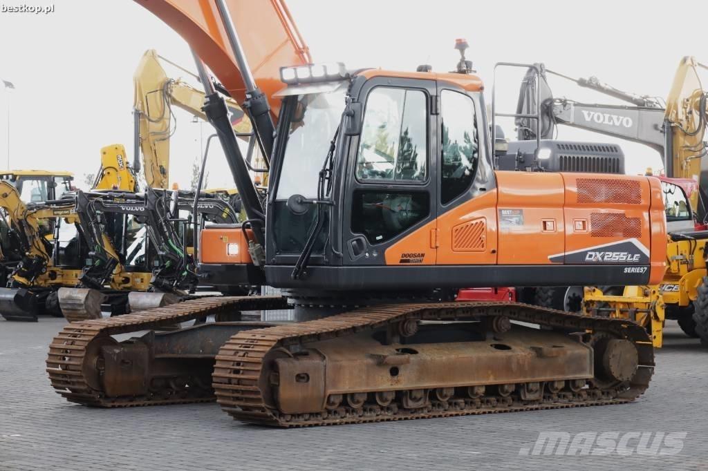 Doosan DX 255 LC-7 Lánctalpas kotrók