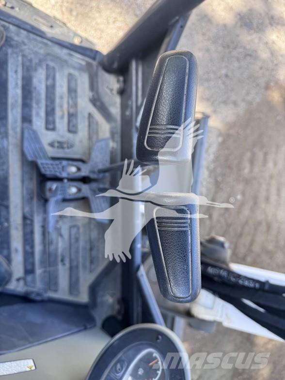 Bobcat E35i Mini kotrók < 7t