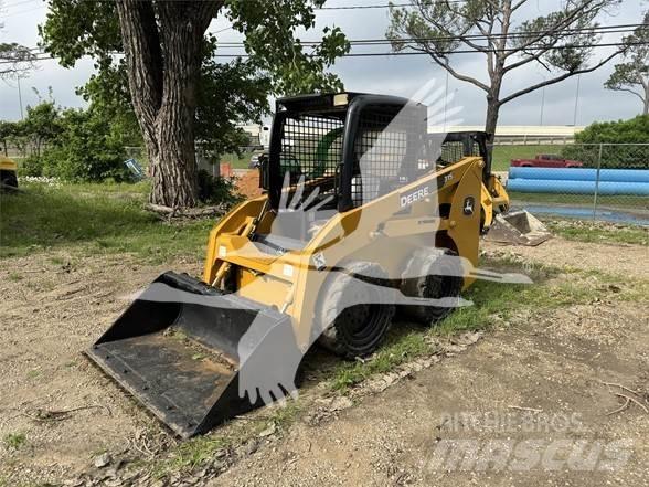 John Deere 315 Kompaktrakodók