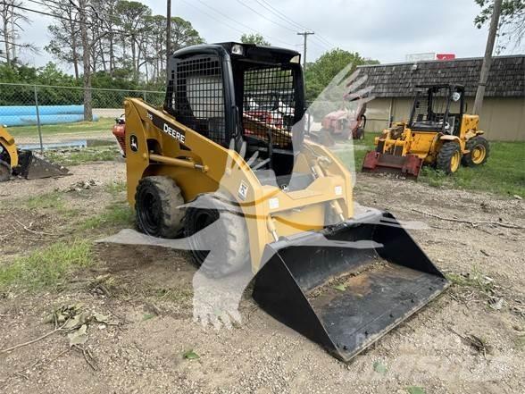 John Deere 315 Kompaktrakodók