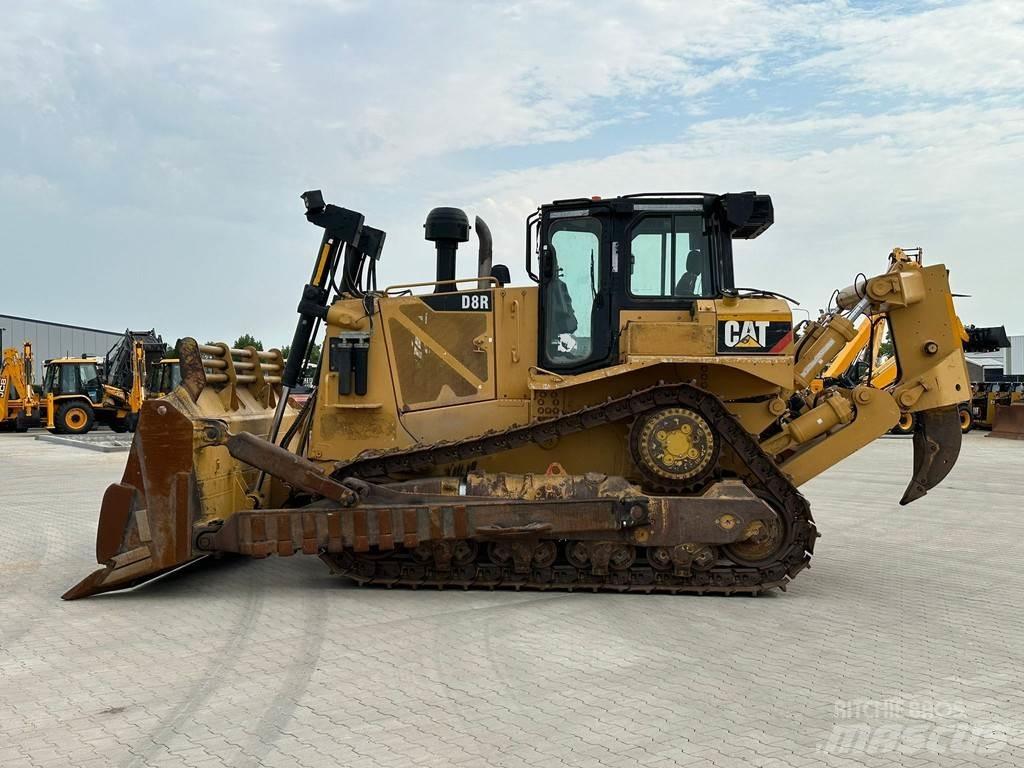 CAT D8R lánctalpas dózerek